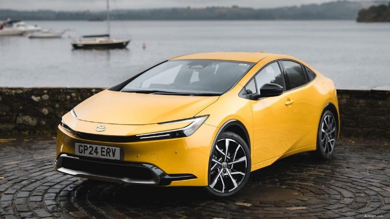 Voiture hybride, hybride rechargeable ou électrique ? Comment choisir la bonne option en 2024 