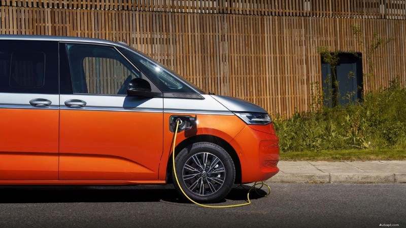 Voiture hybride, hybride rechargeable ou électrique ? Comment choisir la bonne option en 2024 