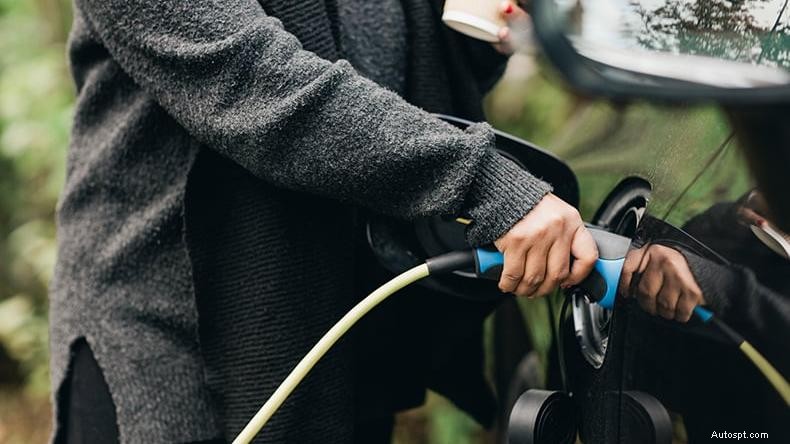 Recharge de VE à domicile :recharge de batterie sûre, bon marché et pratique 