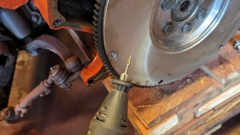 Guide étape par étape pour retirer en toute sécurité un boulon cassé 