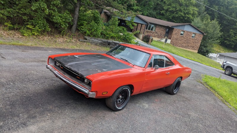 Faire revivre un classique :transformer ma Dodge Charger 1969 avec de la peinture industrielle 