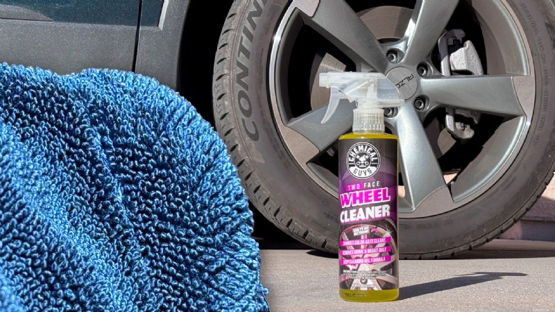 Chemical Guys Megalodon Serviette et nettoyant pour roues à deux faces :examen et résultats d experts 