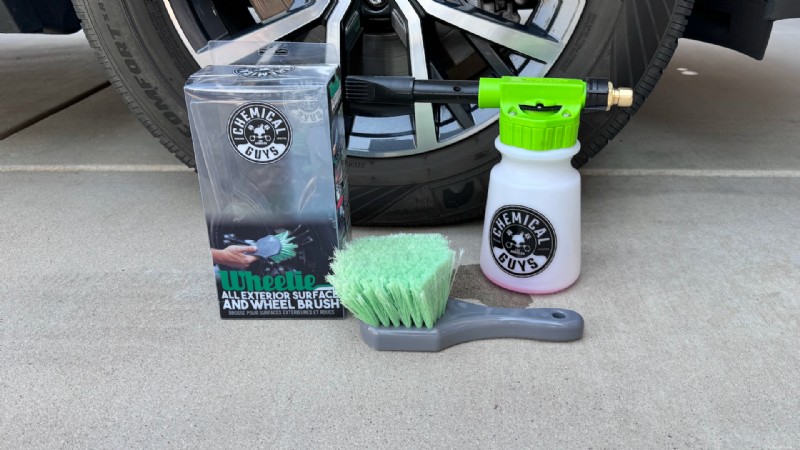 Examen de Chemical Guys Gauntlet :simplifiez vos détails avec le dernier produit 