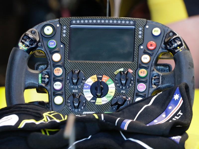 Le guide complet des volants de F1 :tous les boutons, palettes et boutons expliqués 