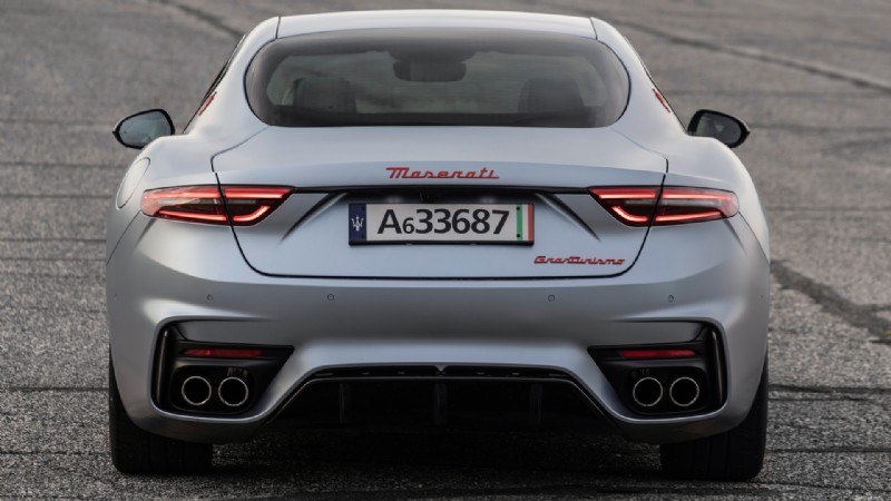 Décoder la signification de « GT » dans les automobiles 