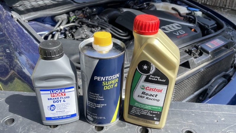 Fluides automobiles essentiels :la clé d une performance fiable du véhicule 