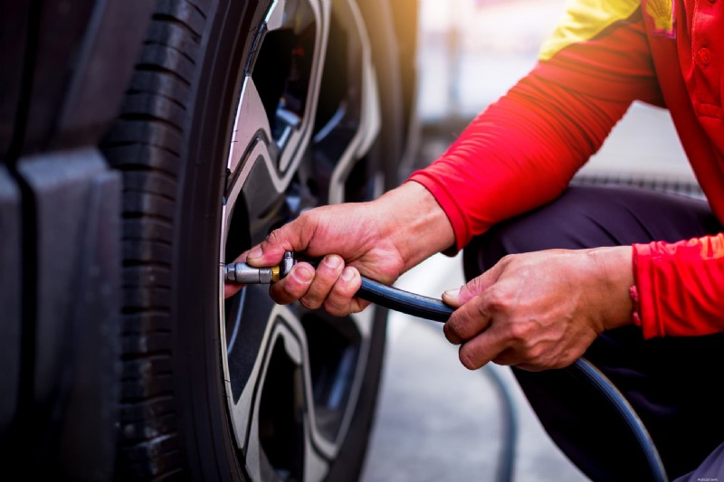 Guide d expert :gonfler les pneus de voiture pour la sécurité, l efficacité et la longévité 