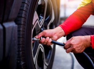 Guide d expert :gonfler les pneus de voiture pour la sécurité, l efficacité et la longévité 