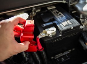 Comment nettoyer les composants électriques de votre voiture pour plus de longévité 