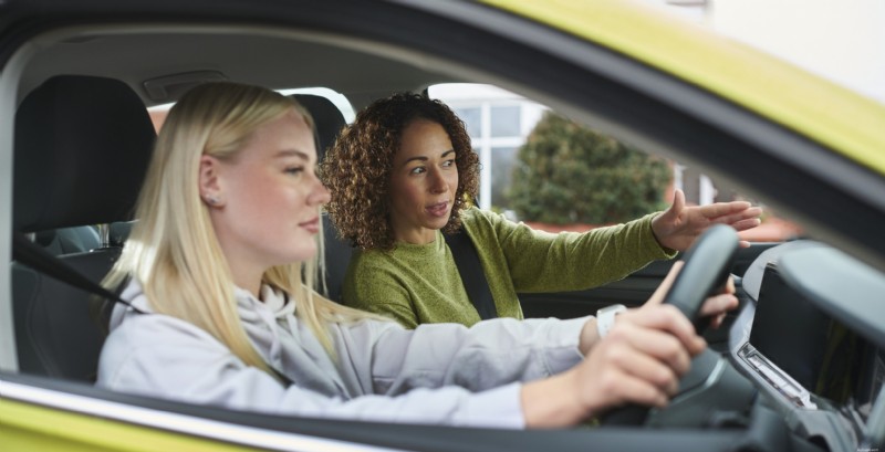 Faut-il envisager des cours de remise à niveau au volant ? Un guide complet 