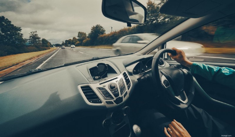 Identifier les types de routes au Royaume-Uni :un guide pratique pour les conducteurs 