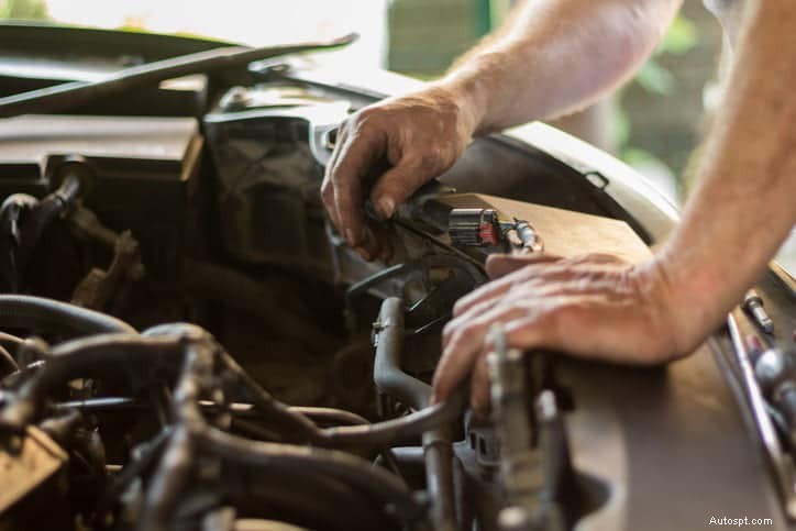 Êtes-vous un expert en pièces automobiles ? Répondez à notre quiz automobile de 15 questions 