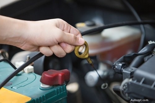 Antigel ou liquide de refroidissement :le guide essentiel pour protéger votre moteur 