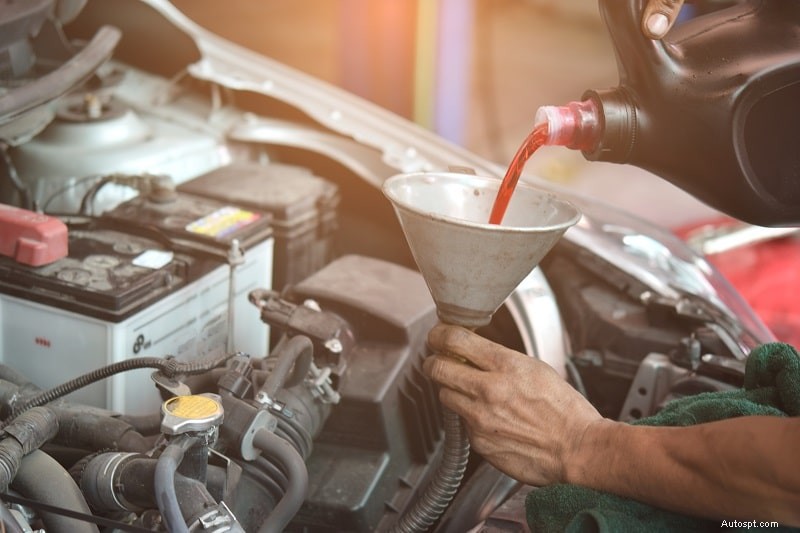 Changement de liquide de transmission ou rinçage :avantages, inconvénients et quand choisir chacun 