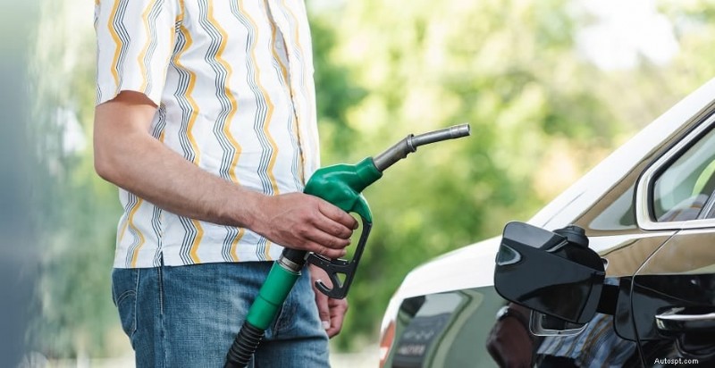 Repérez une vanne PCV défectueuse et connaissez les coûts de remplacement 