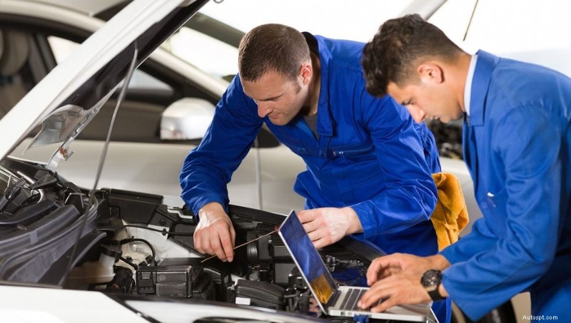 Repérez une vanne PCV défectueuse et connaissez les coûts de remplacement 