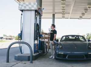 Mélanger du gaz super et ordinaire :ce que vous devez savoir 