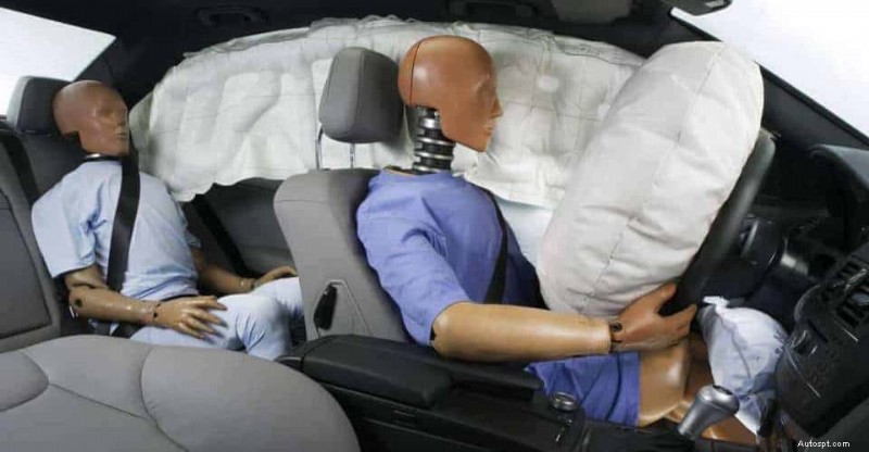 Coûts de remplacement des airbags :ce que vous devez savoir 