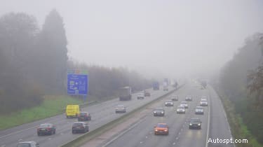Normes britanniques de vision de conduite :ce que vous devez savoir 
