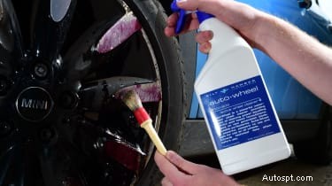 Guide d expert sur le nettoyage des jantes en alliage :gardez les jantes de votre voiture brillantes et protégées 