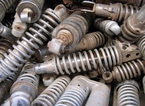Quand remplacer les amortisseurs de voiture :signes clés et avantages en termes de performances 