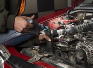 Trois causes courantes de surchauffe du moteur et comment les éviter 