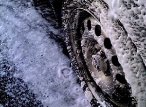 Lavage de voiture en hiver :protéger votre véhicule et assurer sa sécurité 
