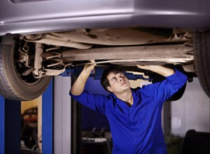 Maîtriser la maintenance du système de direction :un guide complet 